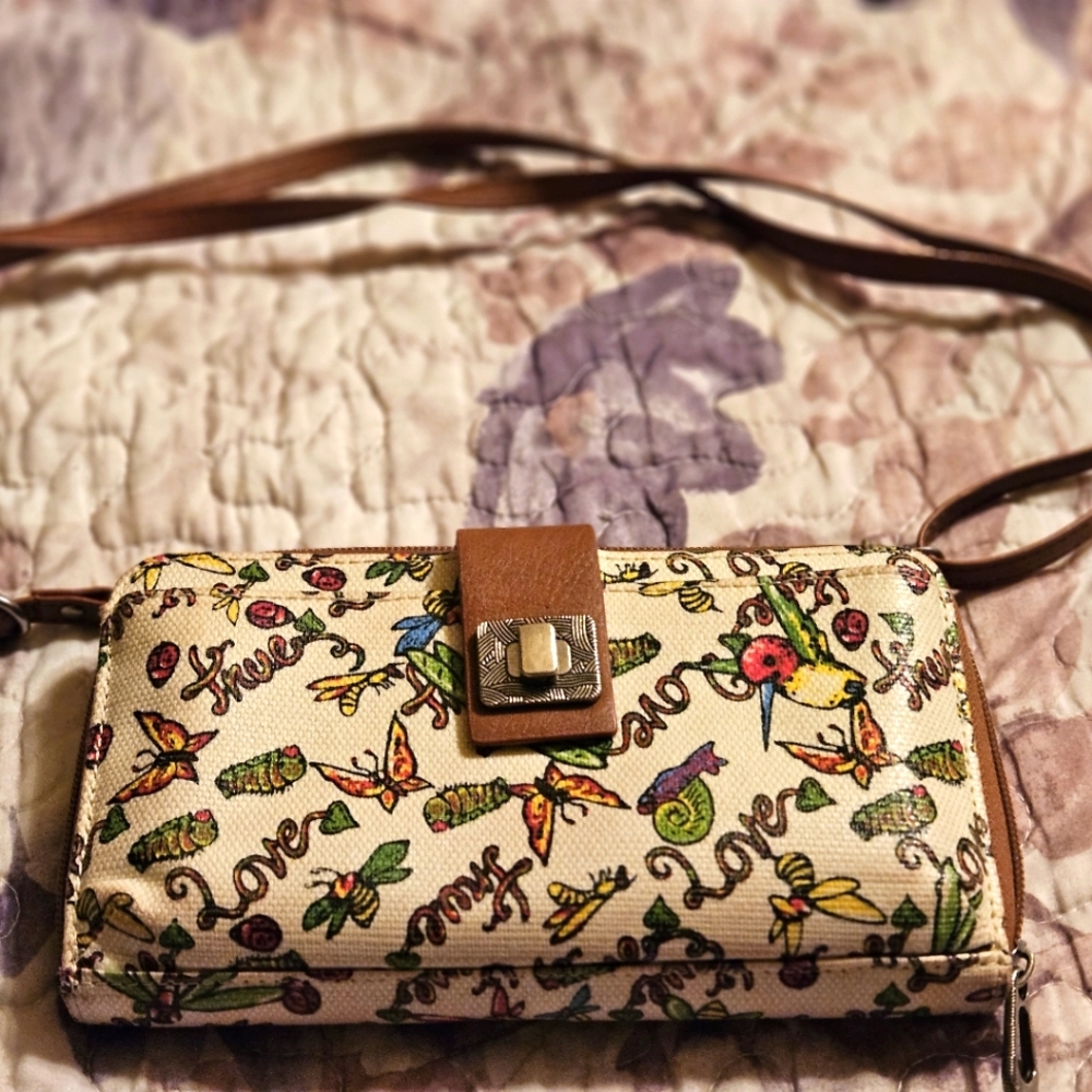 Sakroots crossbody wallet